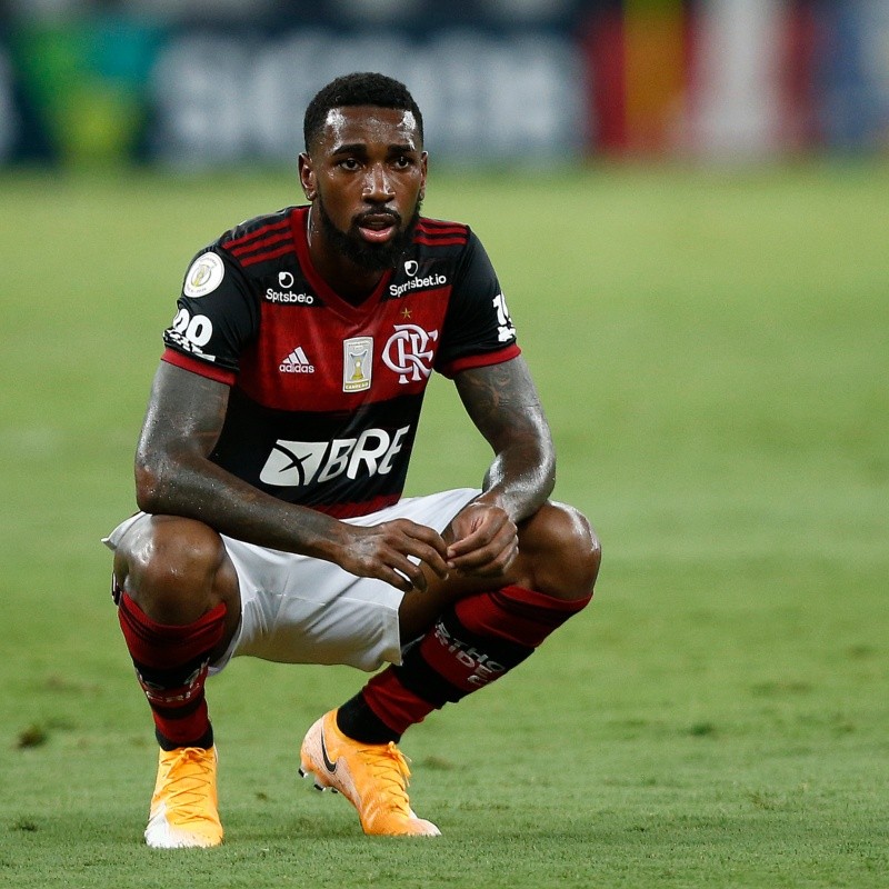 Emocionado, Gerson se despede do Flamengo