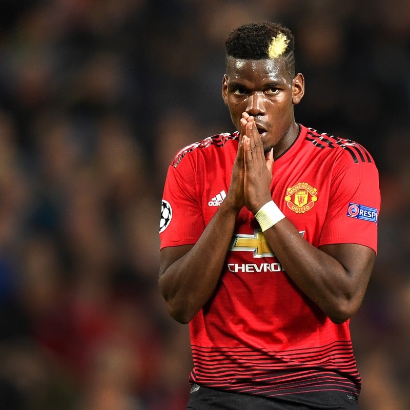 Manchester United define substituto de Paul Pogba