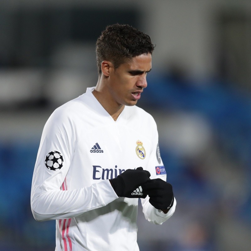 Além de Varane, outro zagueiro interessa ao Manchester United