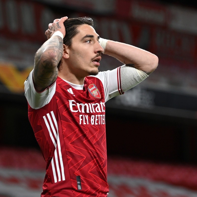 Arsenal define preço para vender Bellerin, que negocia com gigante do futebol italiano