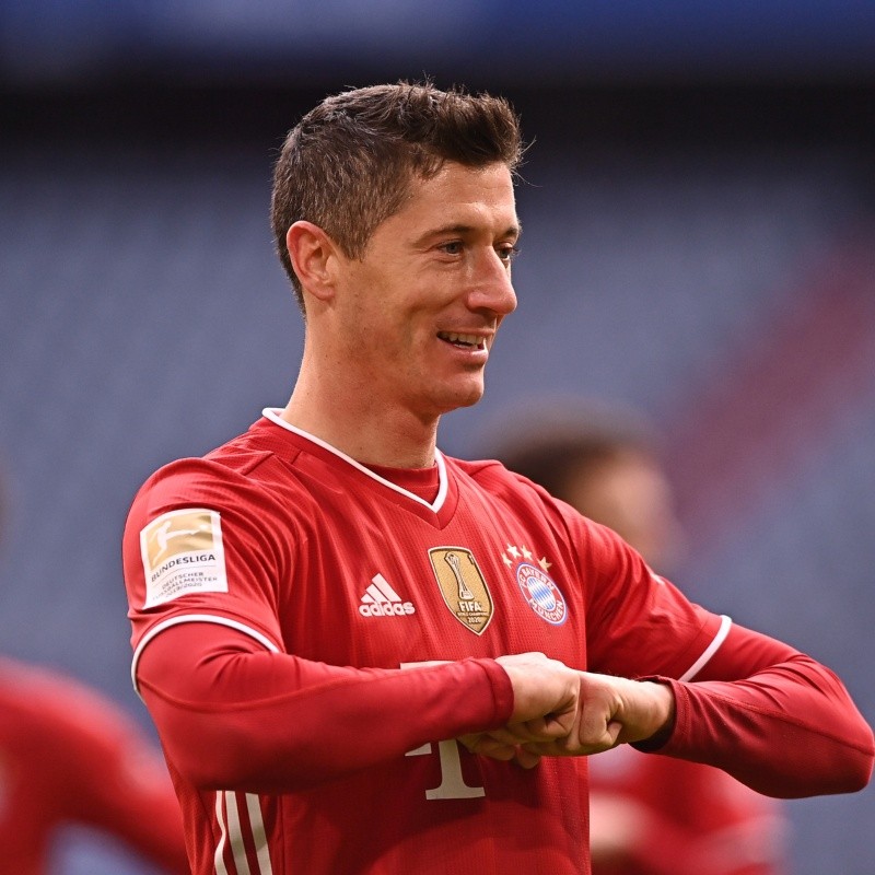 Gigante da Premier League prepara oferta de R$ 352 milhões por Lewandowski