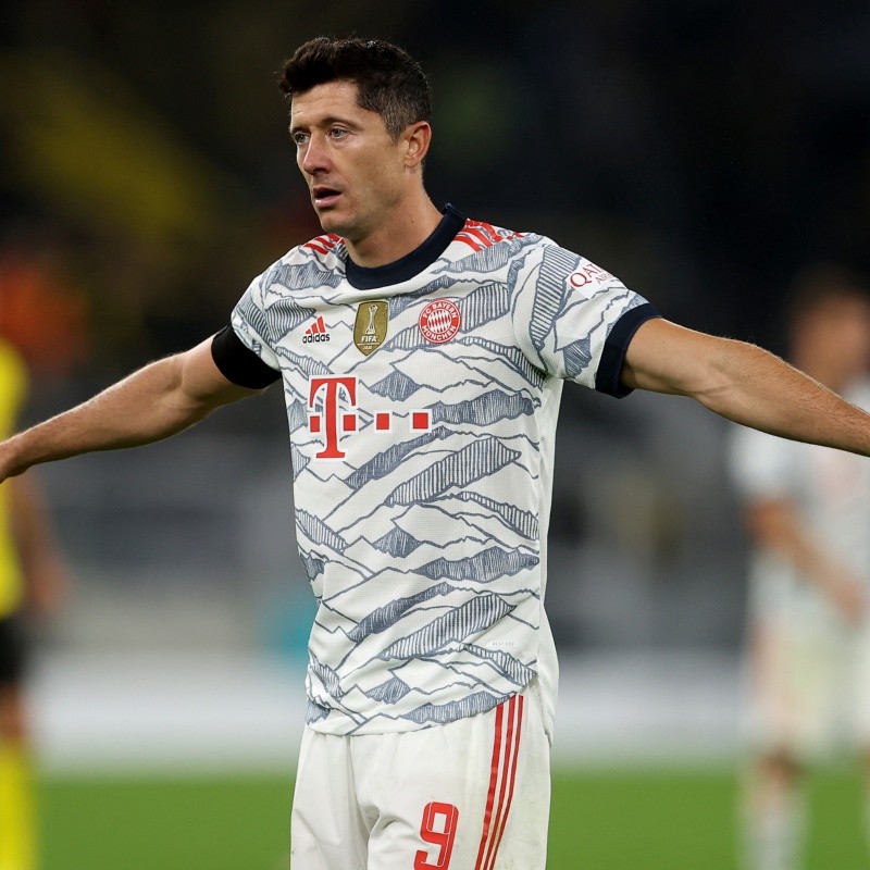 Bayern de Munique define preço para liberar Lewandowski