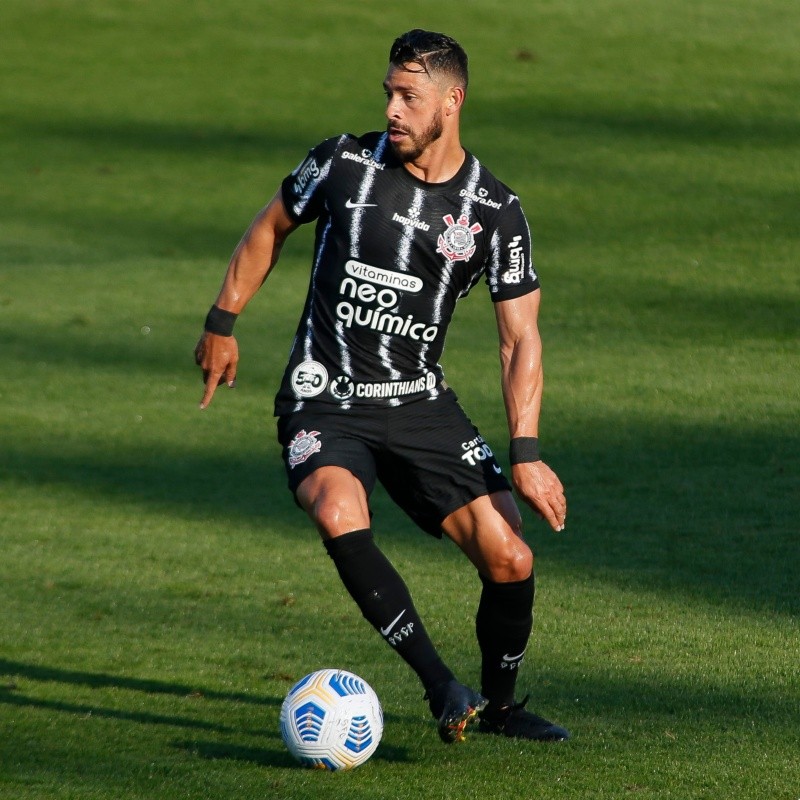 FECHOU! Após anunciar Renato Augusto e Giuliano, Corinthians acerta saída de meio-campista para clube europeu