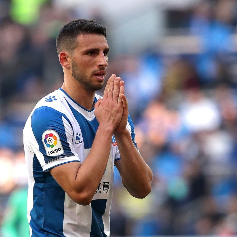 Gigante brasileiro acerta a contratação do atacante Jonathan Calleri