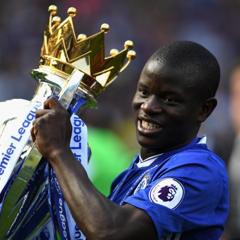 Vai sair? Chelsea toma decisão inesperada sobre futuro de Kanté no clube