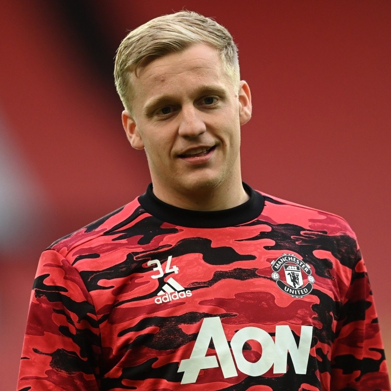 Van de Beek fica próximo de trocar United por outro gigante da Premier League