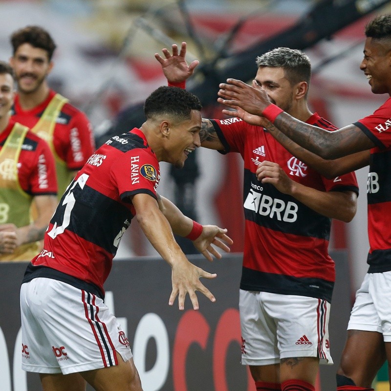 Ceni pede e São Paulo vai em busca da contratação de jogador do Flamengo