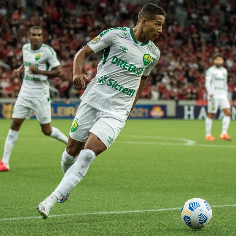 Vendas, novos empréstimos e reintegração: a situação dos jogadores emprestados pelo  Flamengo