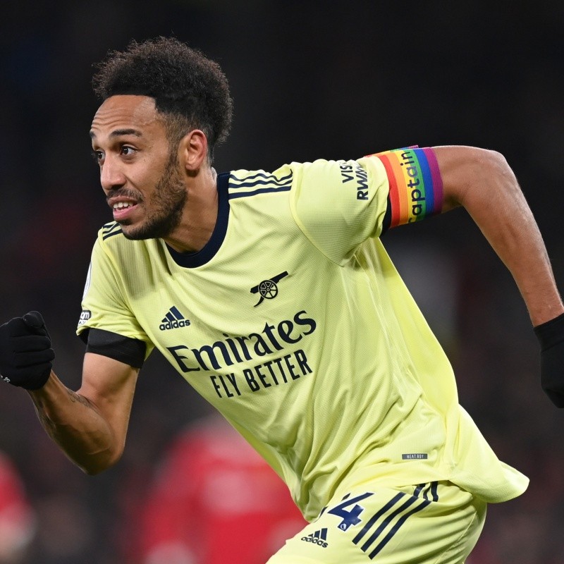 Aubameyang perde a faixa de capitão do Arsenal, é afastado do grupo e pode ir para outro gigante europeu