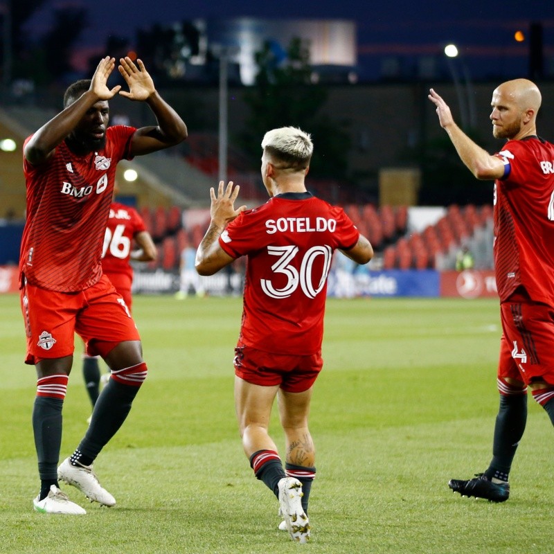 CABE NO SEU TIME?! Astro da MLS, atacante do Toronto manifesta interesse de jogar no Brasil