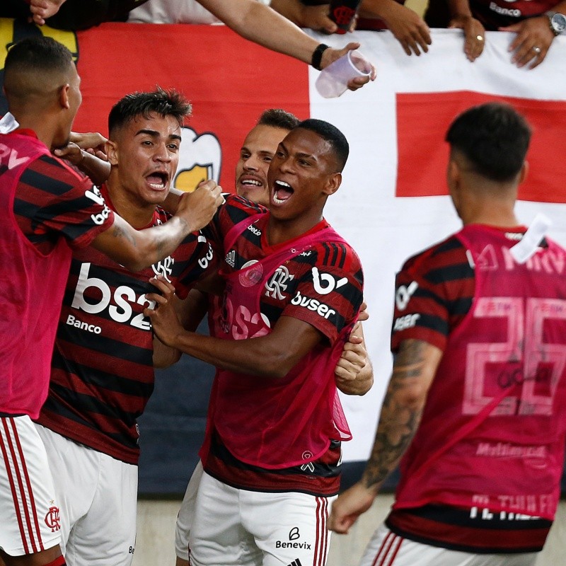 Cria do Flamengo lamenta Copinha do Palmeiras: "uma das melhores músicas acabou"