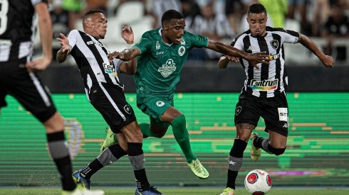 Botafogo e Boavista abrem o Cariocão, mas ficam no 1 a 1 (Foto: Jorge Rodrigues/AGIF)