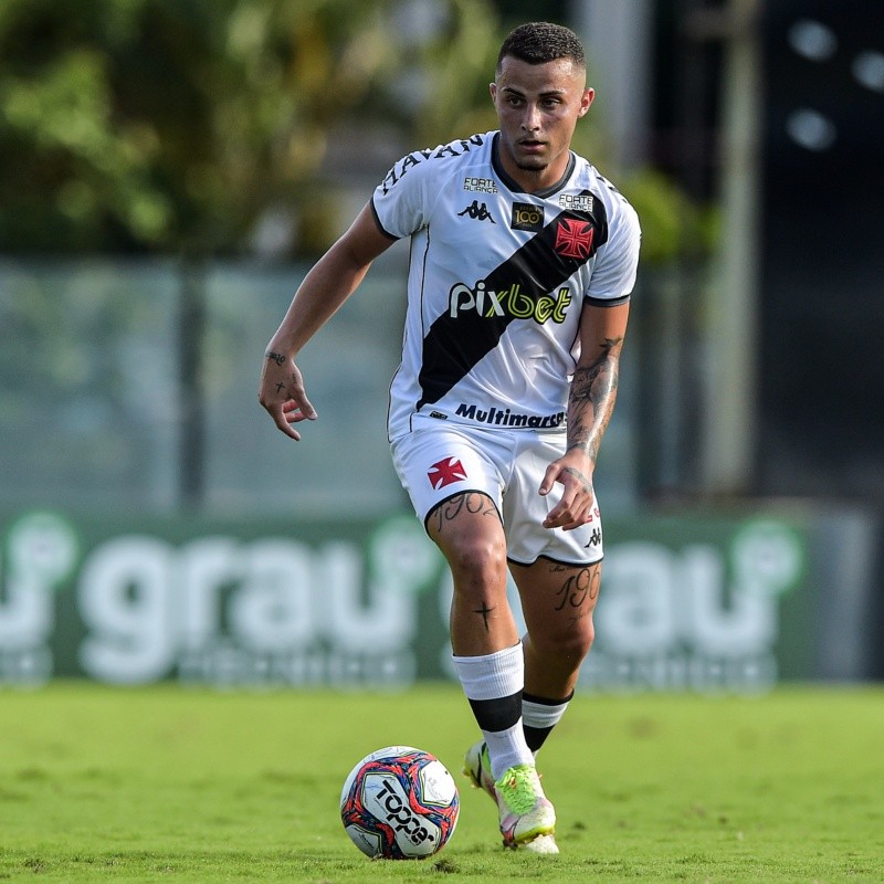 Vai sair? Cria do Vasco entra na Justiça para rescindir com o clube