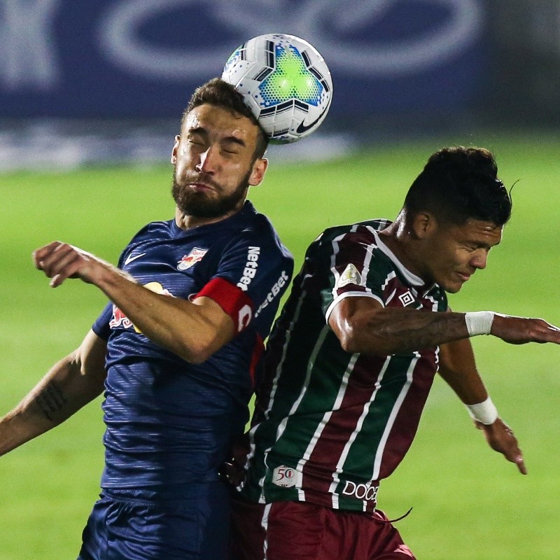 Avaliado em R$ 47 milhões, zagueiro Léo Ortiz entra na mira de gigante brasileiro