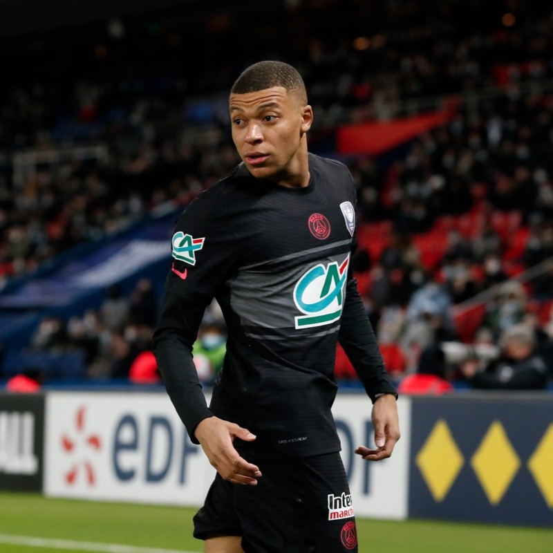 Substituto de Mbappé: PSG prepara R$ 350 milhões por atacante brasileiro