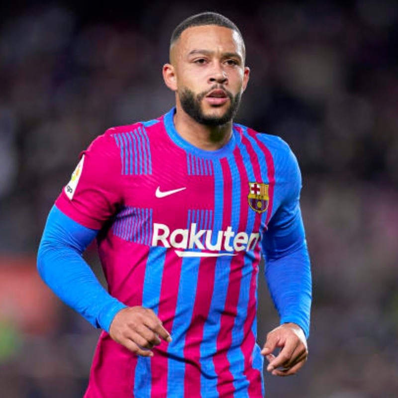 Os 3 clubes que estão de olho na contratação de Depay, de saída do Barcelona