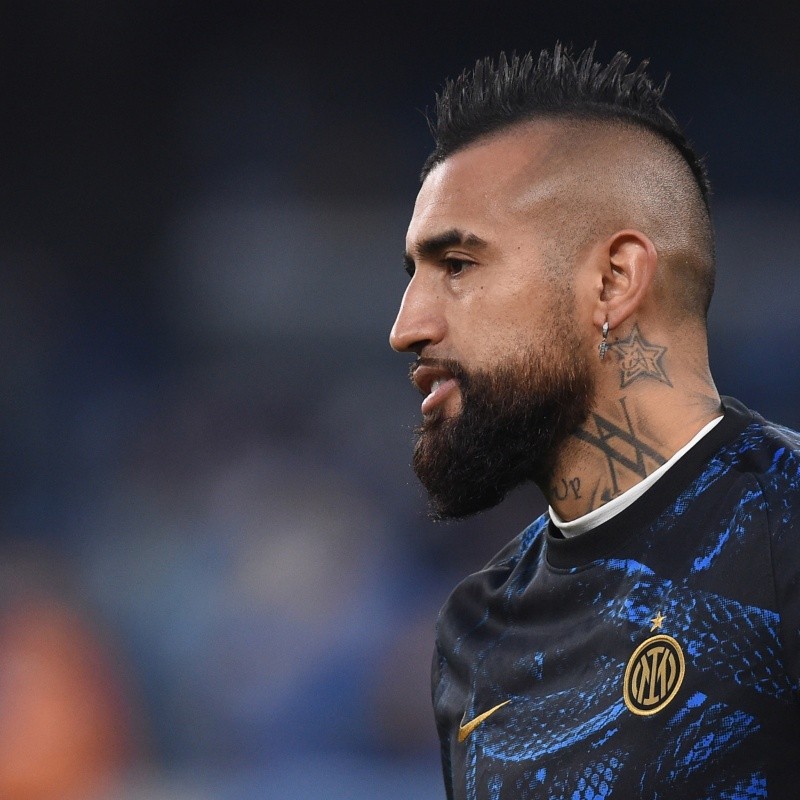 Em fim de contrato, Vidal 'indica' o futebol brasileiro como seu próximo destino