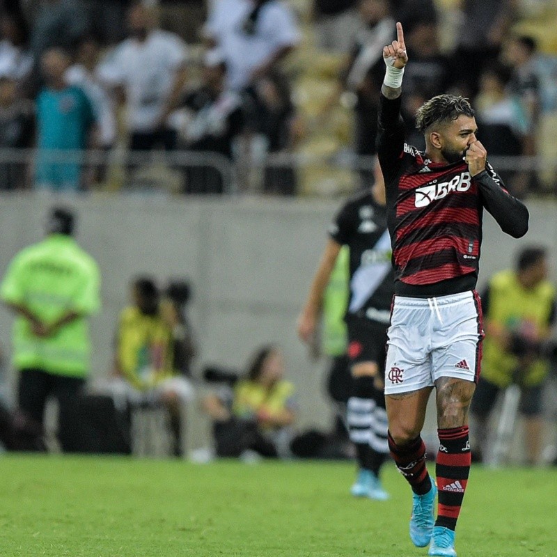 VAR assinala pênalti, Flamengo vence e abre vantagem sobre o Vasco no Cariocão