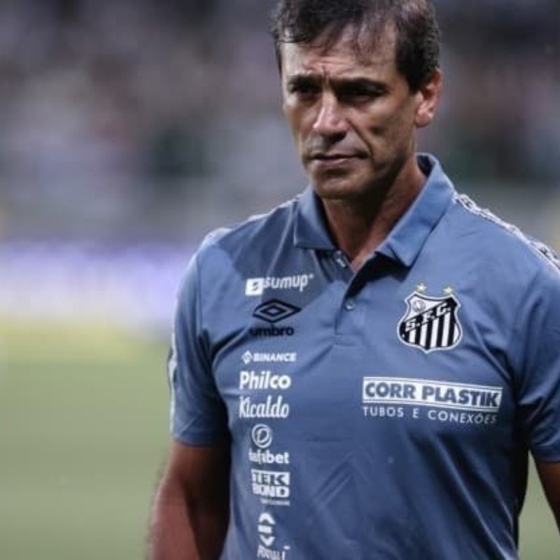 FECHOU! Santos acerta com atacante de seleção sul-americana