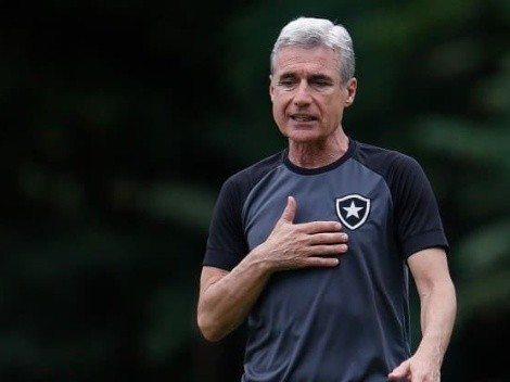 Luís Castro pede e Botafogo faz investida por meia ex-São Paulo