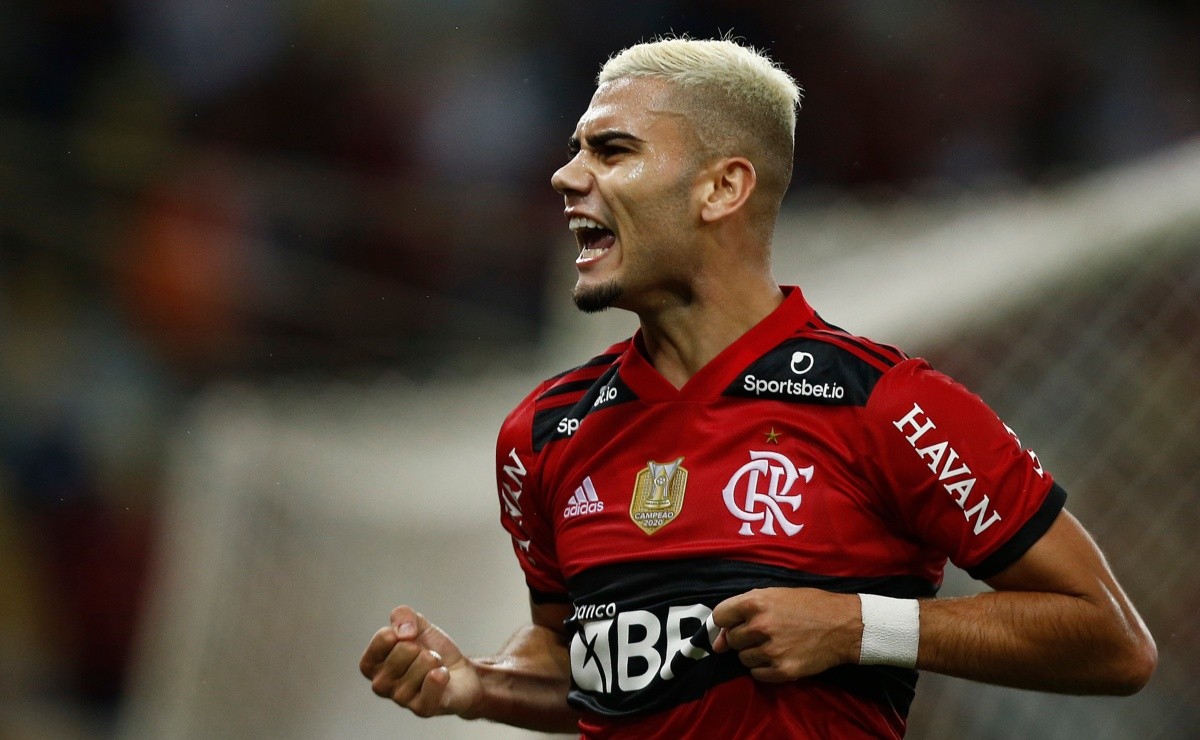 Qual jogador recebe o maior salário no Flamengo?