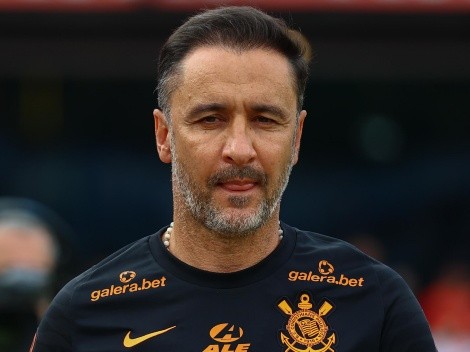 Vítor Pereira fala sobre posição de Róger Guedes, autor de hat-trick na vitória do Corinthians