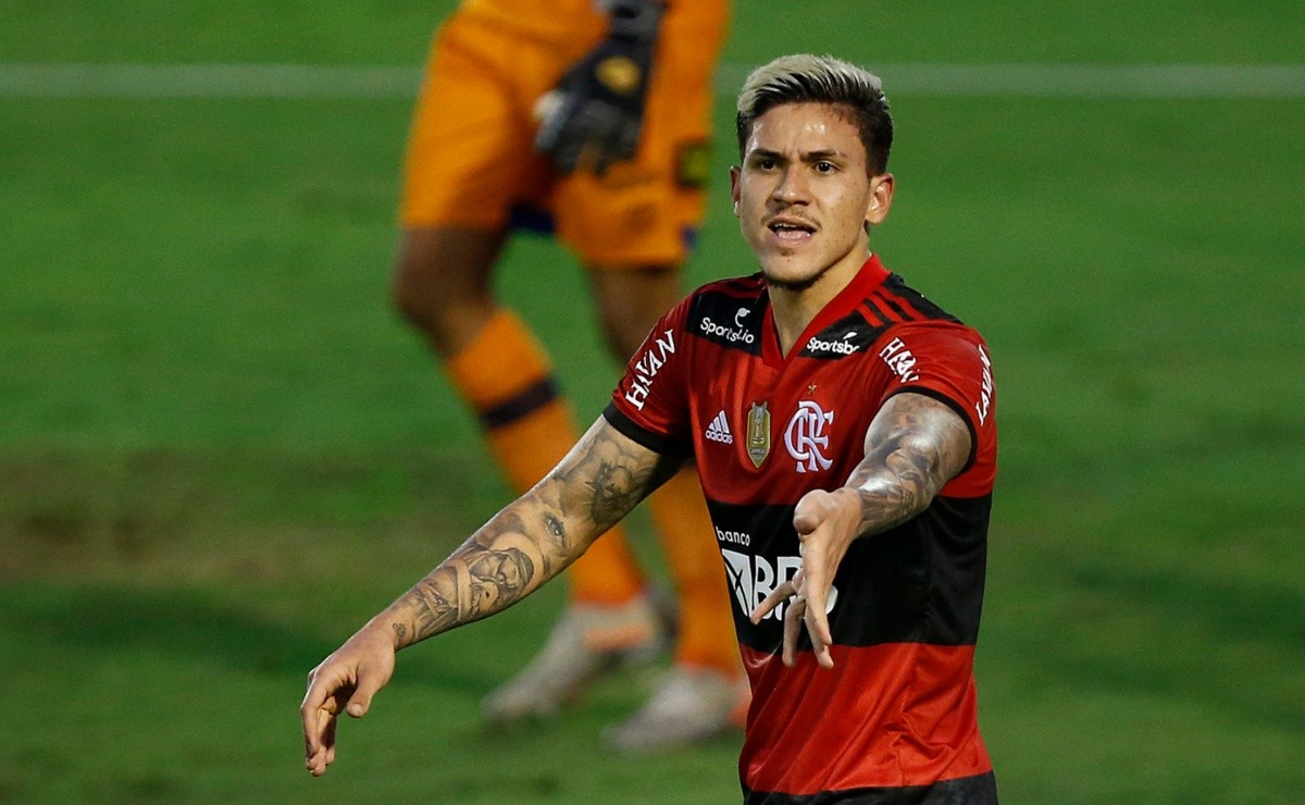 A la vista del gigante brasileño, Pedro pide salir del Flamengo, dice el portal
