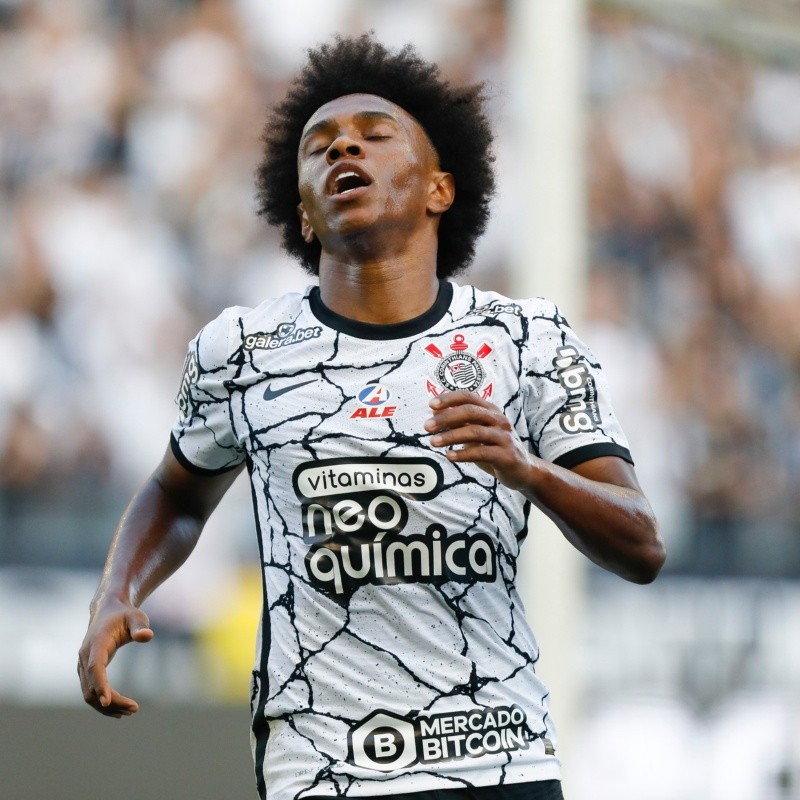 Após ameaças da torcida do Corinthians, Willian toma decisão sobre seu futuro