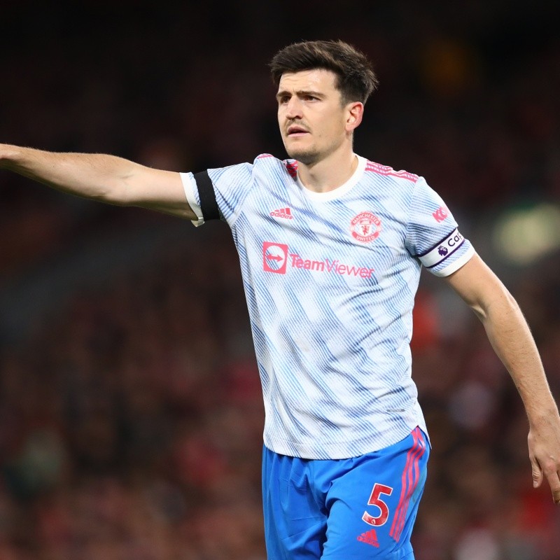 Após receber ameaça, Maguire toma decisão sobre futuro no Manchester United