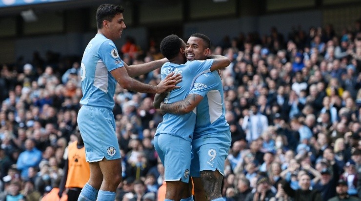 Jogadores do Manchester City comemoram gol (Foto: Getty Images)