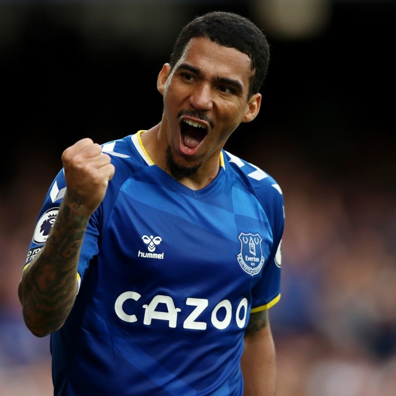 Allan, do Everton, entra na mira de gigante brasileiro para o meio do ano