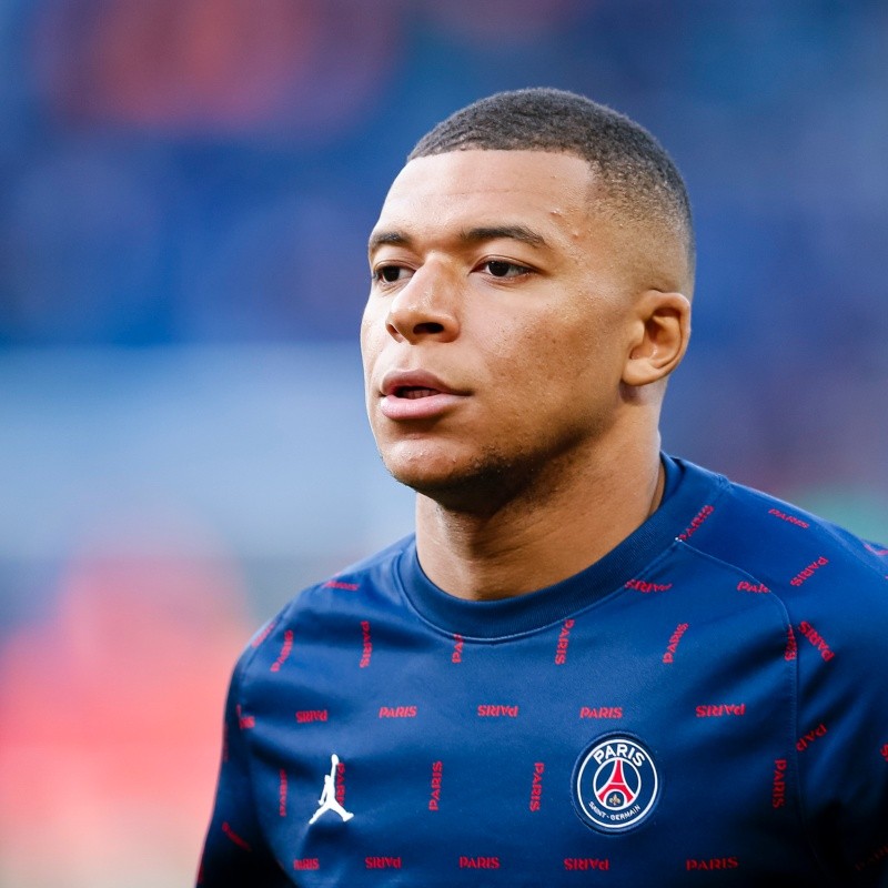 Contrato até 2027 e salário de R$ 217 milhões: Mbappé acerta com gigante europeu