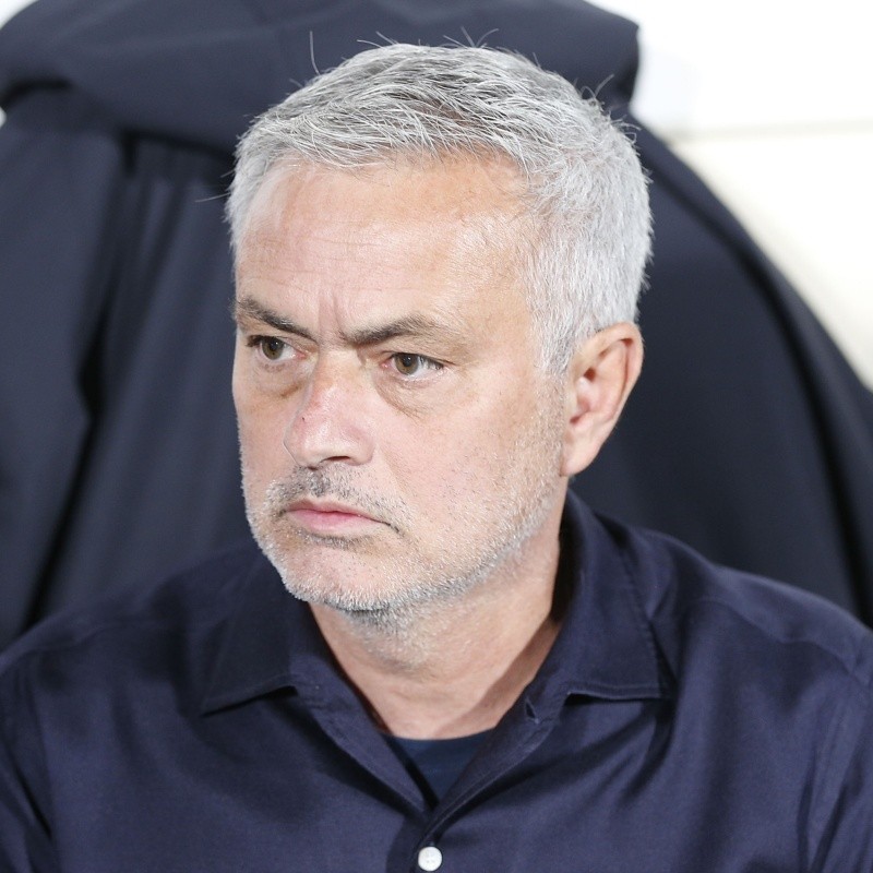 A pedido de Mourinho, Roma deve contratar jogador do Manchester United