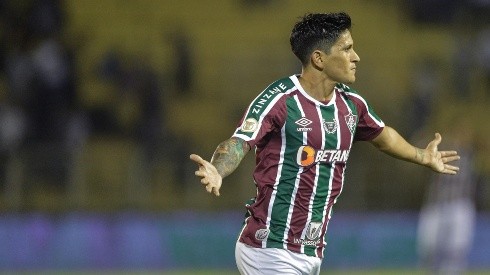 Cano marcou três dos 10 gols do Fluminense contra o Oriente Petrolero (Foto: Thiago Ribeiro/AGIF)