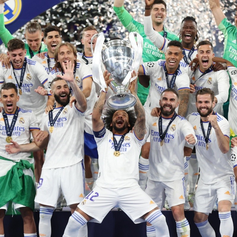 Medalhão renova contrato com o Real Madrid após conquistar a Champions League