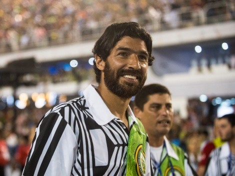 Ex-Botafogo, Loco Abreu assume o comando do Paysandu, mas não é o que você está pensando