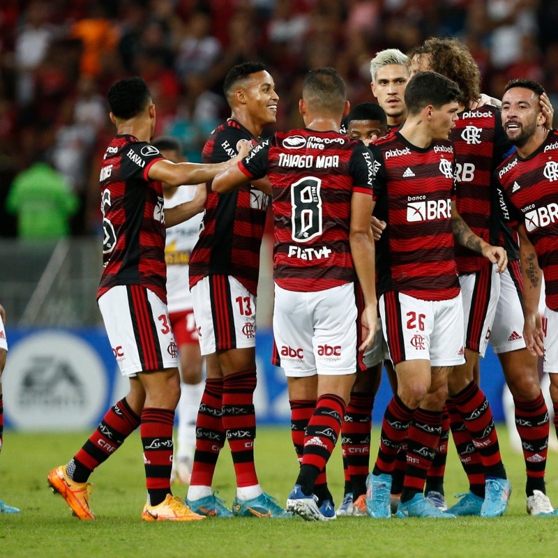 Estrela do Flamengo é cobrado por torcida: "Não ganhamos mais nada desde quando ele chegou"