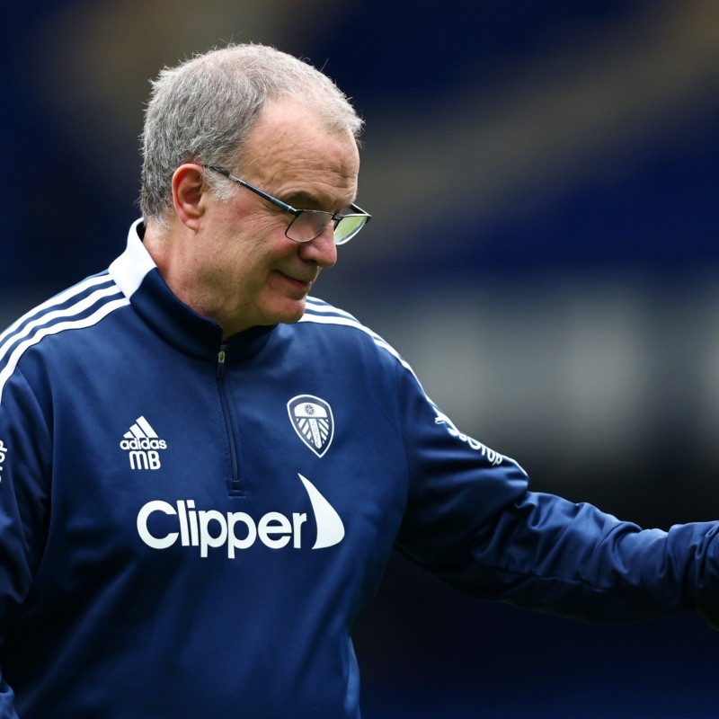 Torcida de gigante brasileiro faz campanha pela contratação do técnico Marcelo Bielsa, ex-Leeds