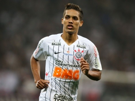 "As chances são bem boas"; Gigante brasileiro encaminha contratação de Pedrinho, ex-Corinthians