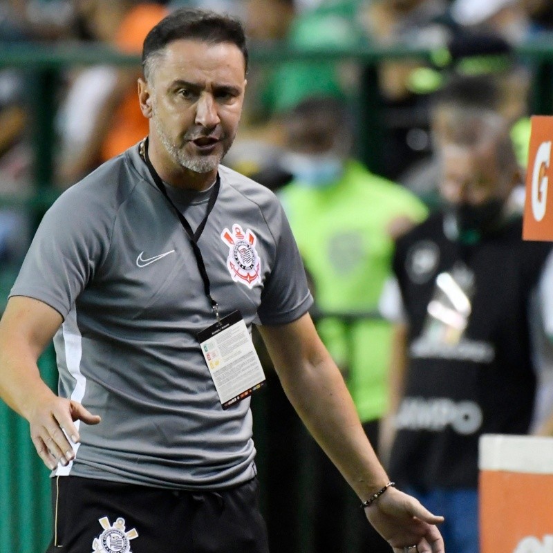 Vítor Pereira define objetivo do Corinthians nesta semana: “Estou com o Boca na cabeça”