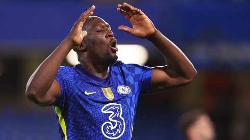 Romelu Lukaku, em campo pelo Chelsea (Foto: Getty Images)