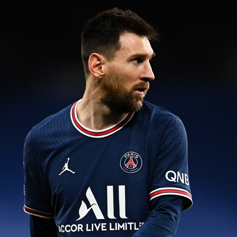 PSG surpreende, coloca Messi à venda, e craque pode acertar com gigante europeu no próximo mês