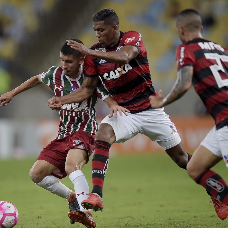 Orlando Berrío, ex-Flamengo, rescinde com o América-MG e pode encerrar carreira