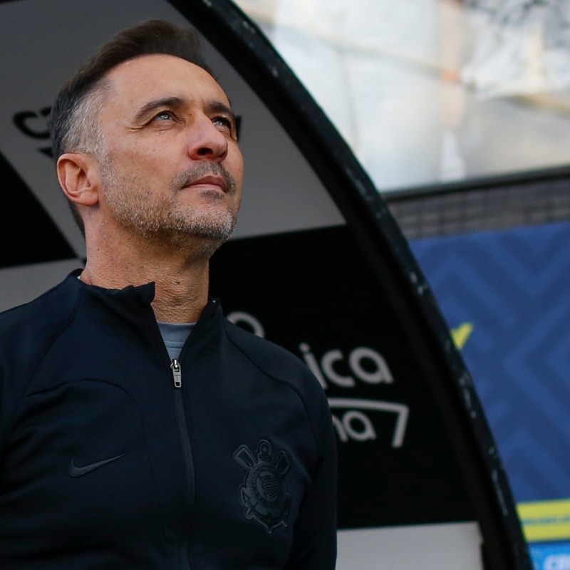 Com aval de Vítor Pereira, Corinthians prepara investida para fechar com atacante de gigante brasileiro