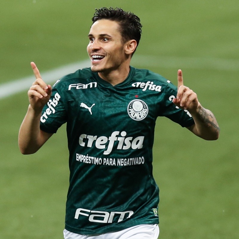 Raphael Veiga recebe proposta de R$ 37 milhões e pode deixar o Palmeiras