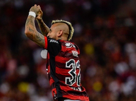 Vidal não se segura e dá declaração emotiva após goleada do Flamengo