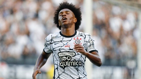 Willian deixou o Corinthians e deverá voltar para o futebol inglês (Foto: Getty Images)