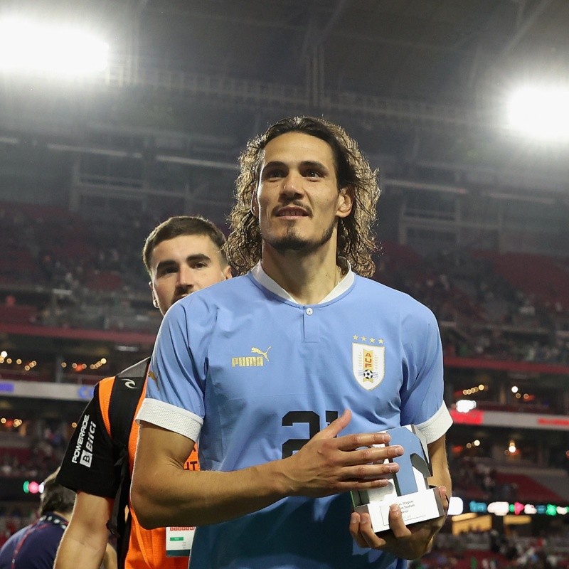 Cavani surpreende e acerta com grande clube europeu, 'crava' emissora