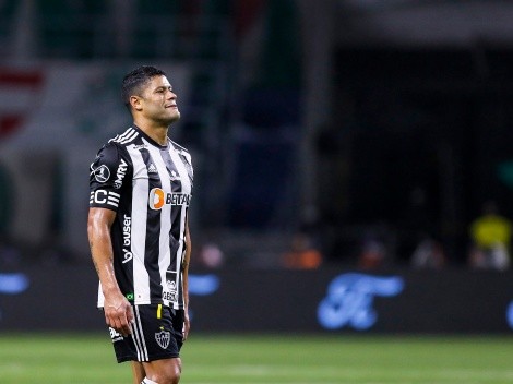 Em meio a protestos, Hulk desce do carro e "peita" torcida organizada do Atlético Mineiro; veja o vídeo