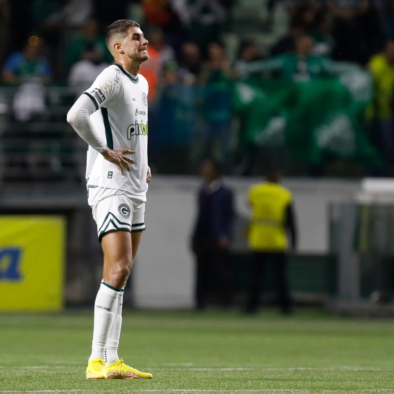 Pedro Raúl pode substituir badalado atacante de gigante brasileiro em 2023